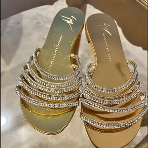 New Giuseppe Zanotti